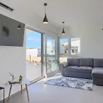 Lippa Peroj 1