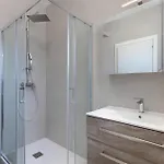 Lippa Peroj 1 *