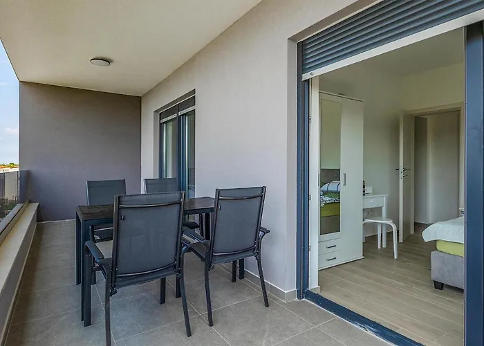 Lippa Peroj 1 펜션