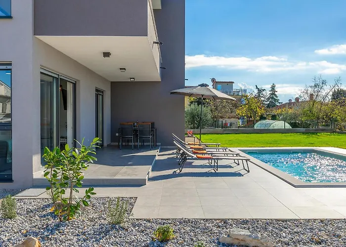 펜션 Lippa Peroj 1