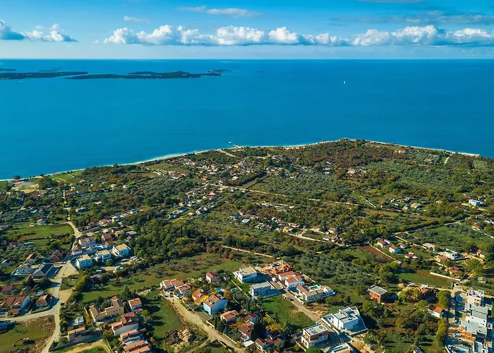 펜션 Lippa Peroj 1 풀라